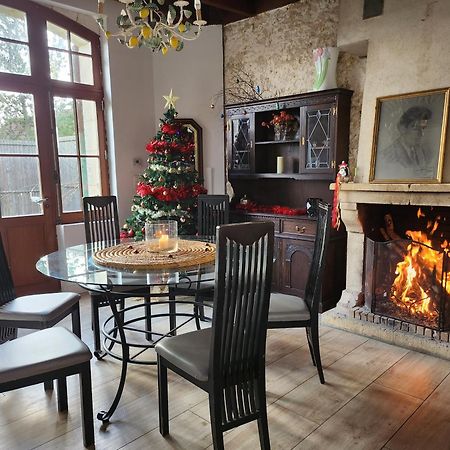 Maison Chaleureuse Et Familiale. Nalliers  Екстер'єр фото