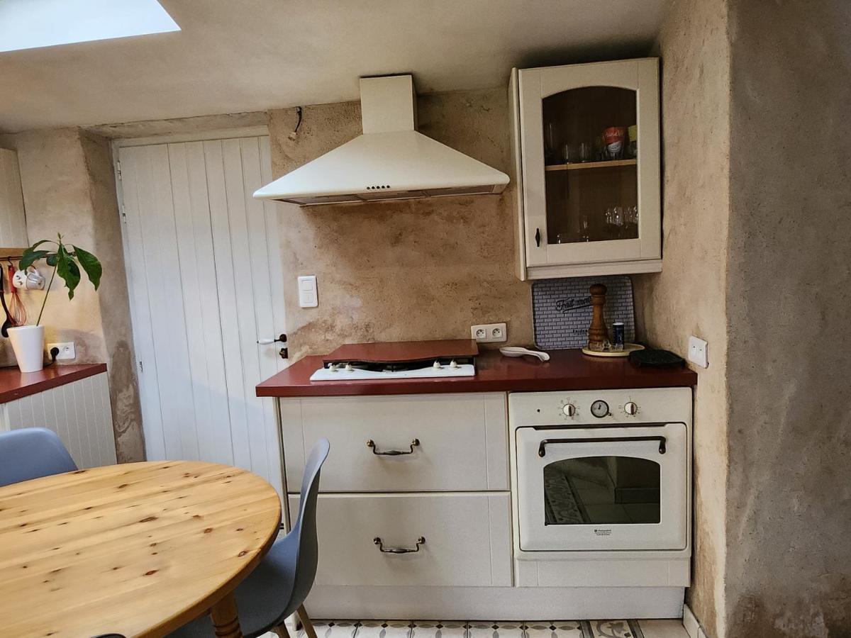 Maison Chaleureuse Et Familiale. Nalliers  Екстер'єр фото